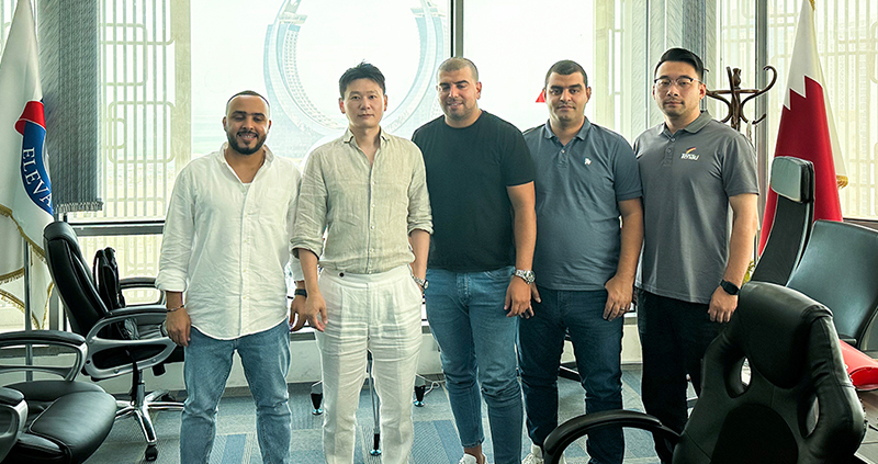 Nylig har TENAU ELEVATOR Overseas Marketing Director Cong Sun, Midtøsten Market Regional Manager Gavin Yao og Electrical Technology After-sales Engineer Yangyang Li besøkt våre partnere i flere land og regioner i Midtøsten-markedet